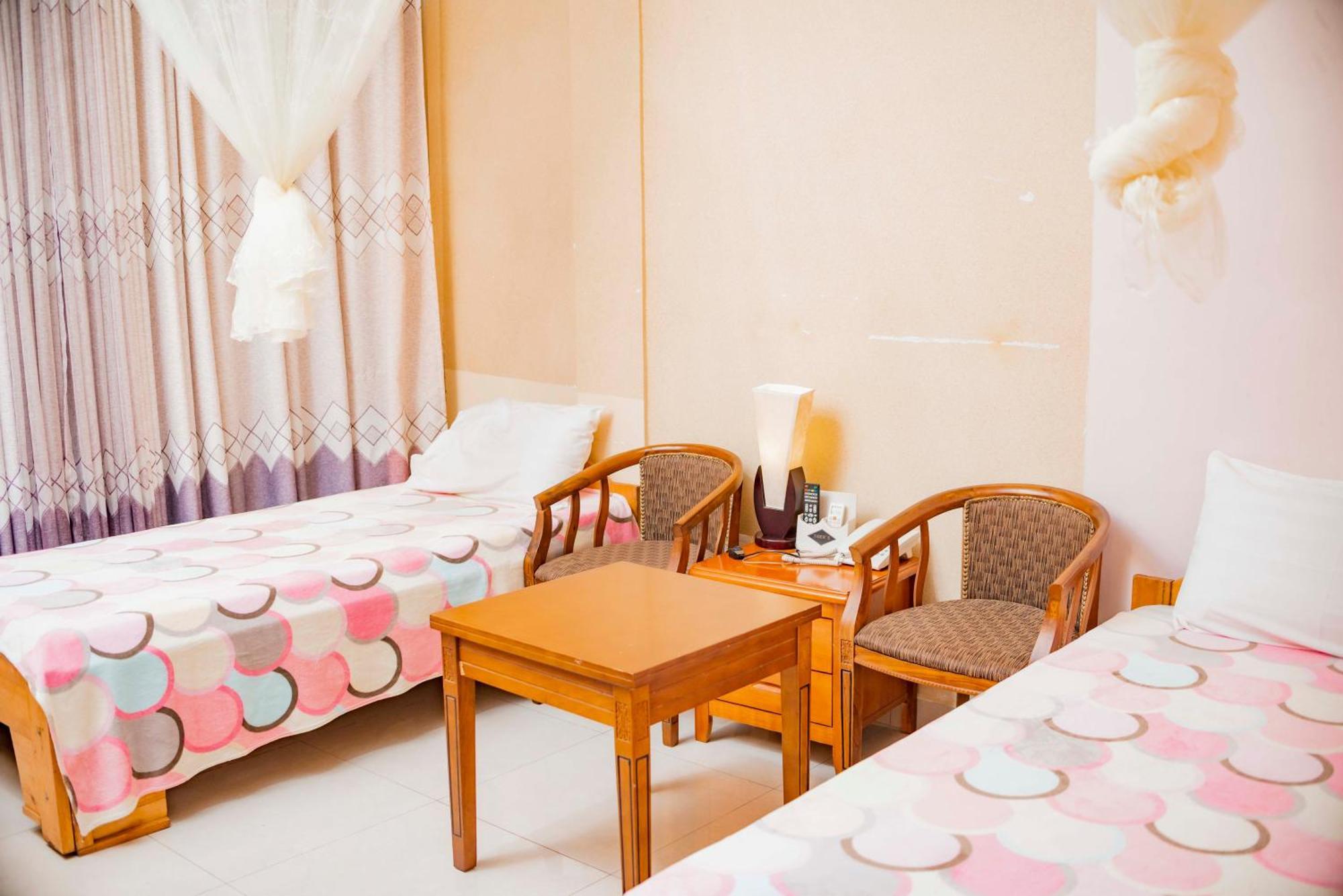 بوجومبورا Tigers'S Apartment Hotel المظهر الخارجي الصورة