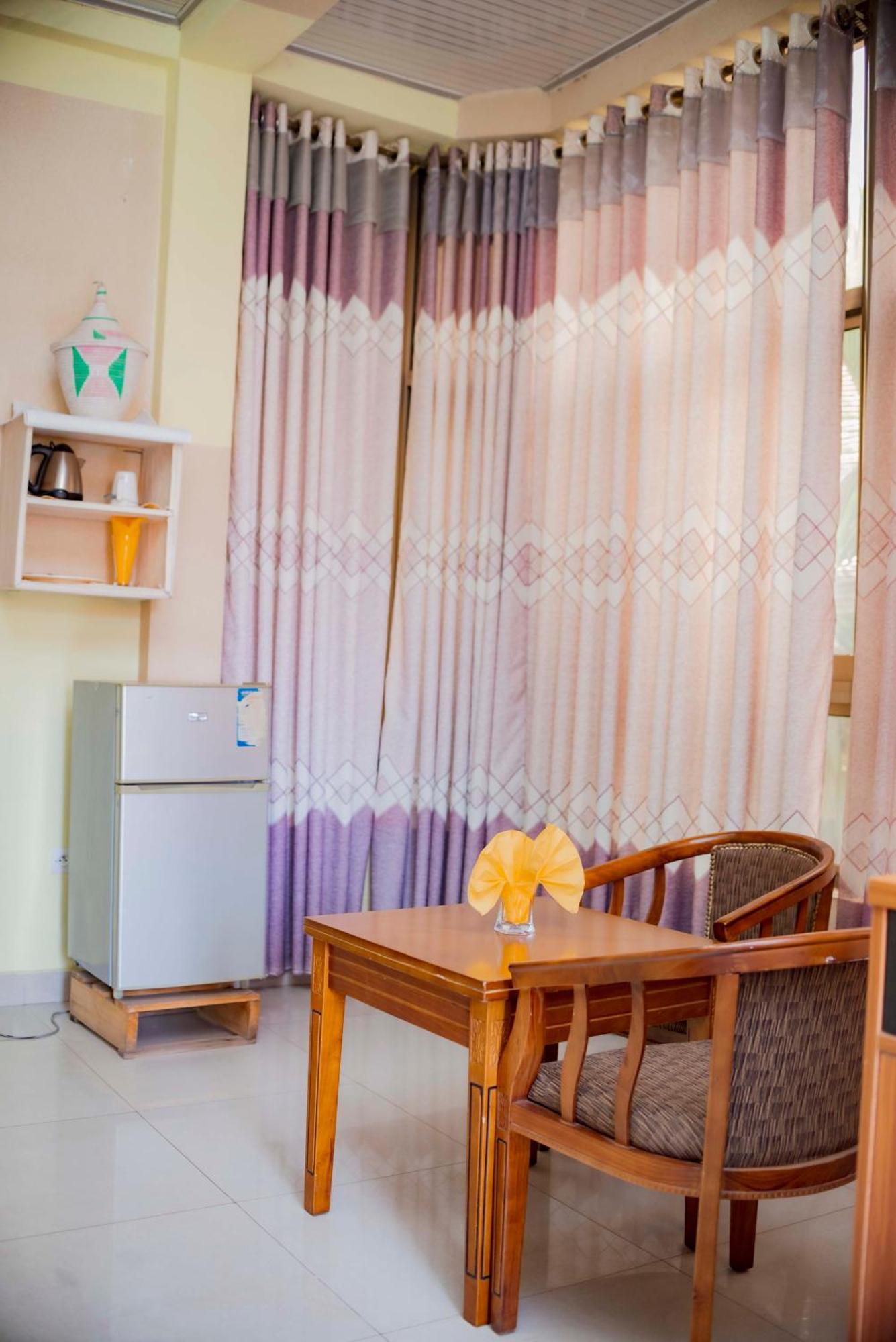 بوجومبورا Tigers'S Apartment Hotel المظهر الخارجي الصورة