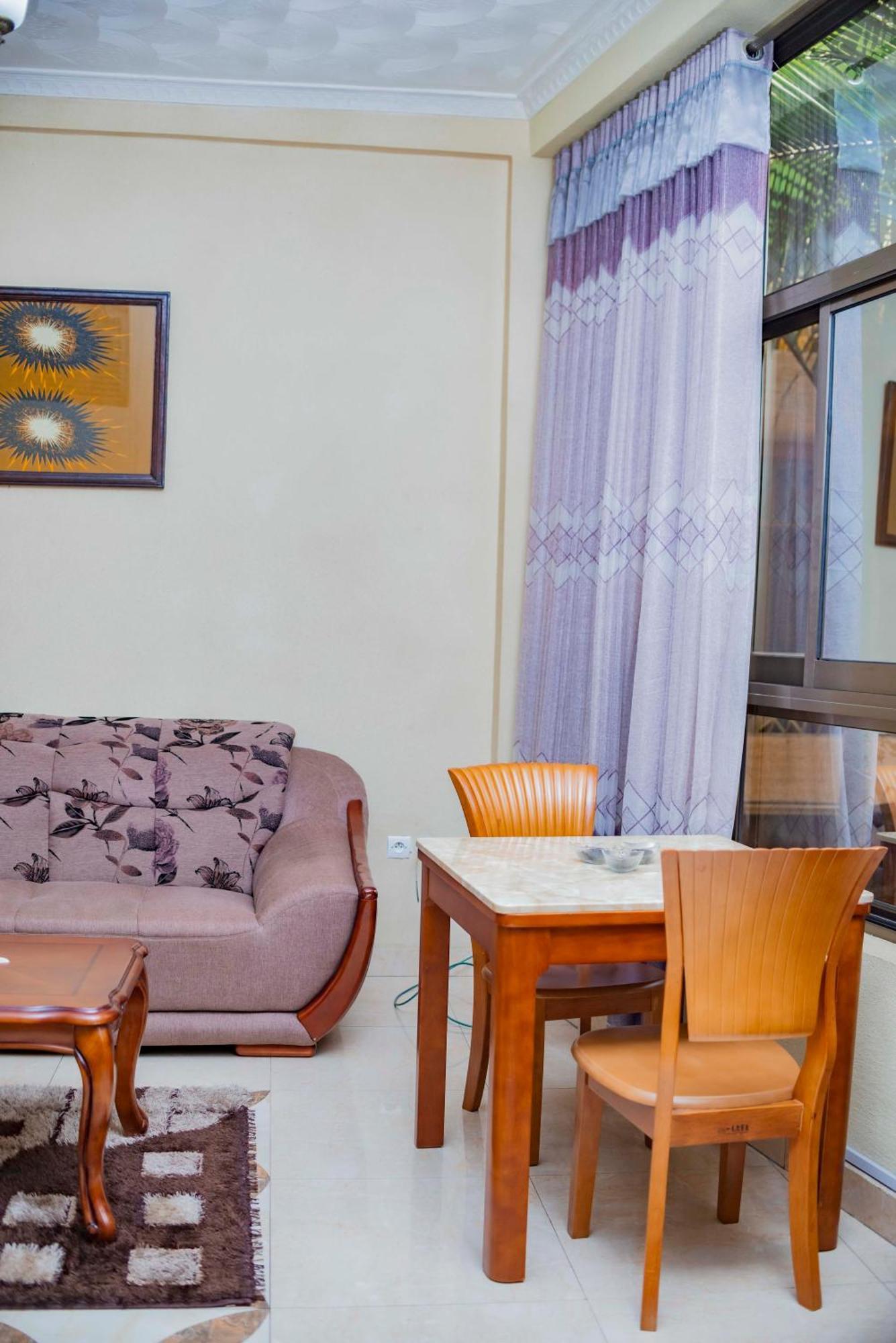 بوجومبورا Tigers'S Apartment Hotel المظهر الخارجي الصورة
