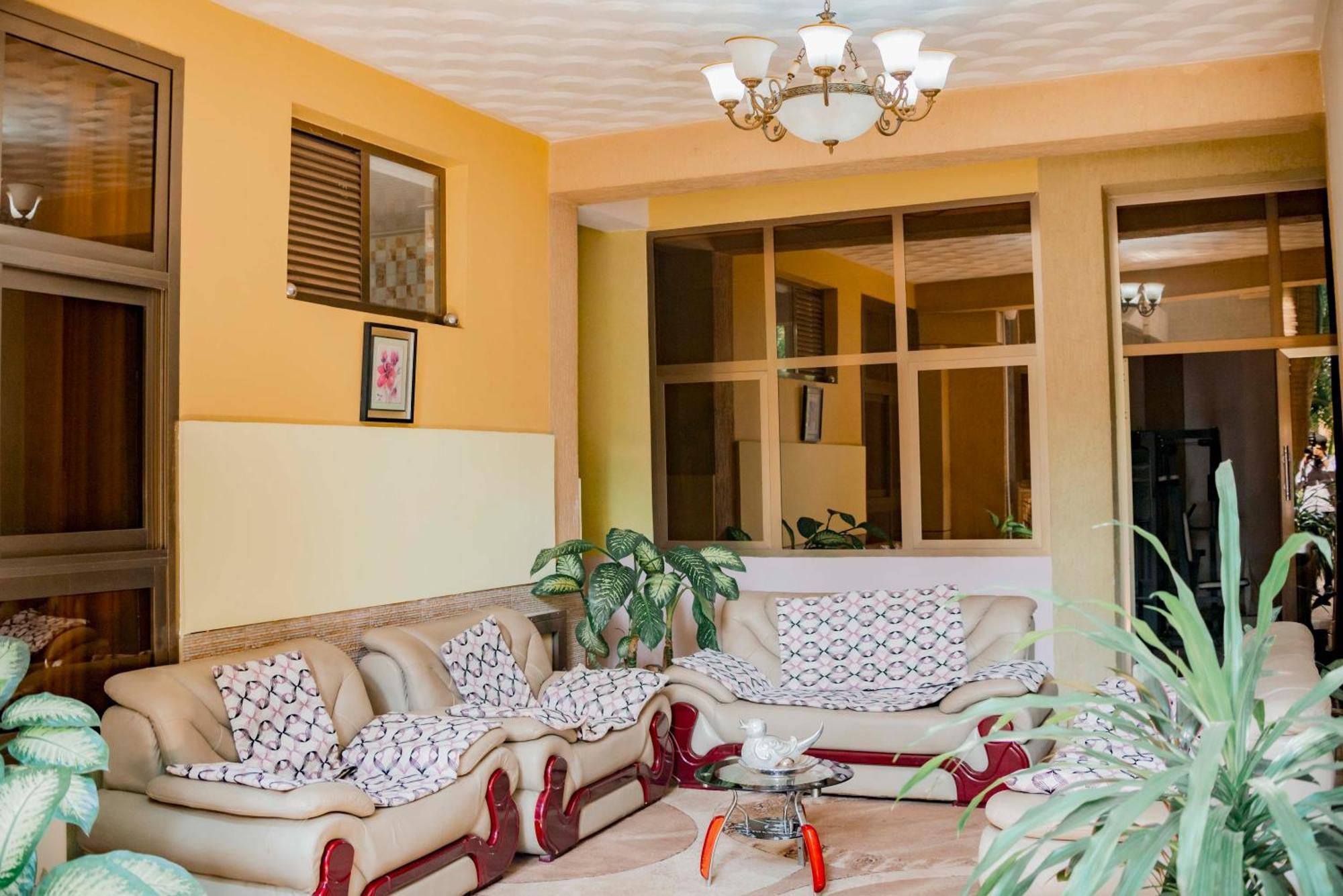 بوجومبورا Tigers'S Apartment Hotel المظهر الخارجي الصورة